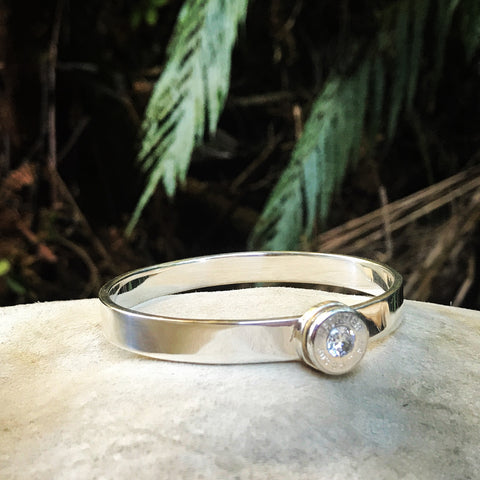 lady hunter bangle (silver bullet thick band)