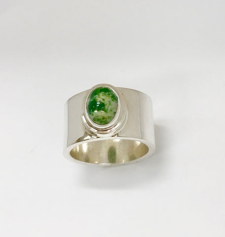 earth ring - mid green/white