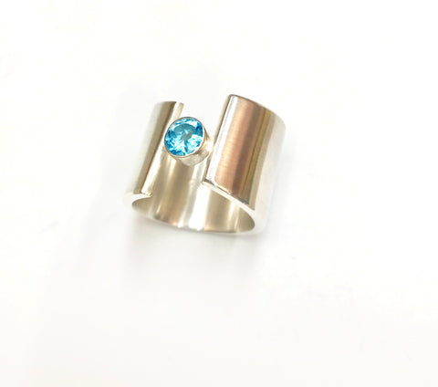 wave ring - light topaz